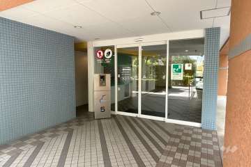 5番館のエントランス