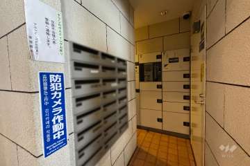 共用ポストと宅配ボックス