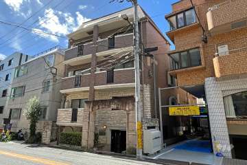 デュオスカーラ池之端の外観（北東側から）