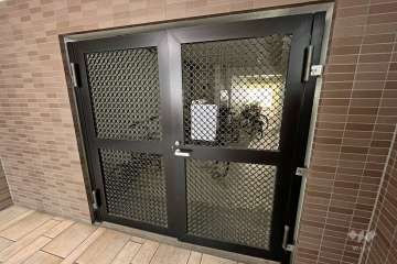 駐輪場の出入り口