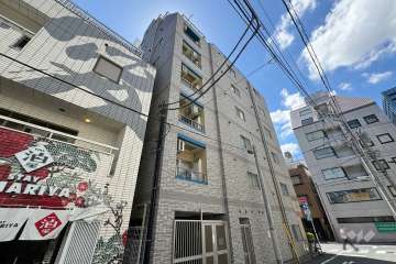 上野アムフラットの外観（北西側から）