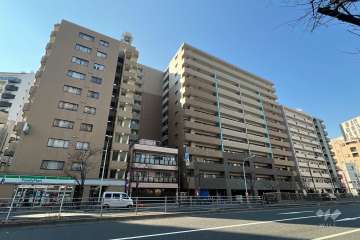 クレストフォルム浅草グランステージの外観（東側から）