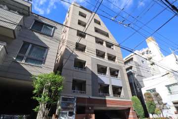 コアマンション御徒町フリージオの外観(南東側から)