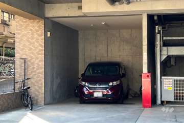 敷地内駐車場（屋内平面式）