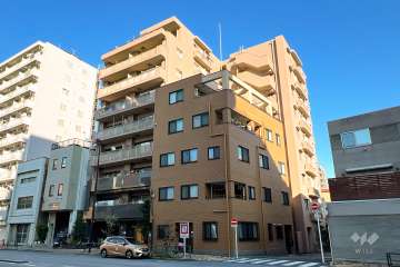 クリオ東浅草の外観（南西側から）