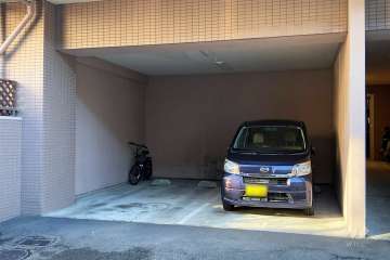 敷地内駐車場（屋内平面式）