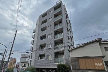 レーベンシティオ上野桜木の外観（北西側から）