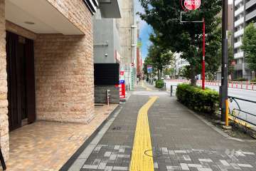 敷地北側の前面道路　