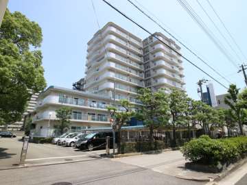 日商岩井香櫨園マンション2号棟の外観（北西側から）