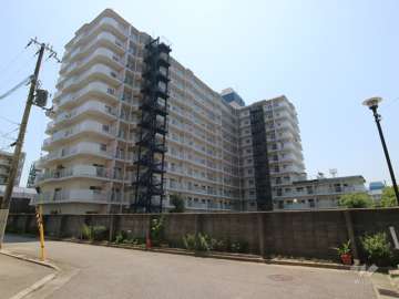 日商岩井香櫨園マンション2号棟の外観（北西側から）
