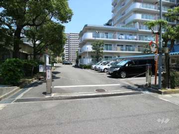 駐車場入り口