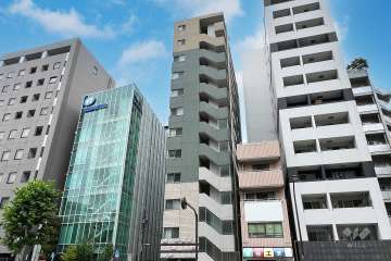 ガラステーション蔵前の外観（東側から）