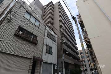 サンスタレ西浅草の外観(北東側から)