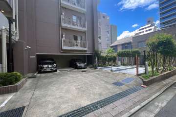 敷地内駐車場（屋外機械式）