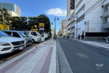 敷地北側の前面道路