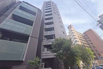 グランティアラ新御徒町アジールコートの外観（北西側から）