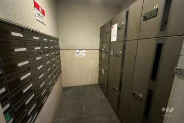 宅配ボックスと共用ポスト