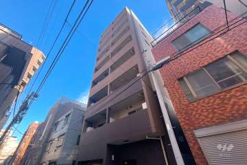 クレイシア新御徒町の外観（北西側から）