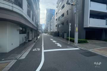 敷地南側の前面道路　