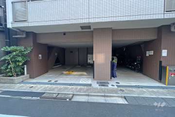 敷地内駐車場（屋内平面式）