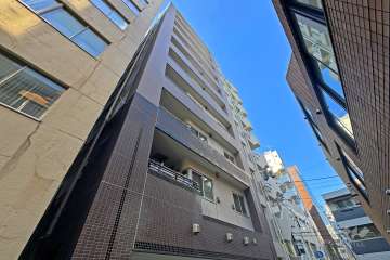 グローベルザシティ蔵前の外観（南東側から）
