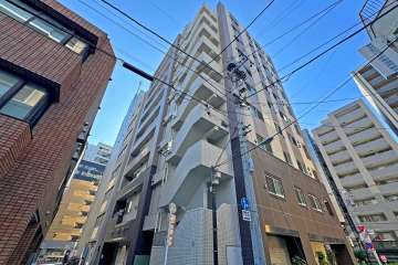 グローベルザシティ蔵前の外観（北東側から）