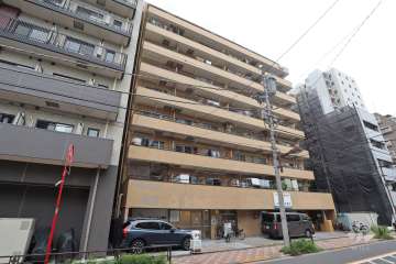 ジュネシオン竜泉の外観(南西側から)