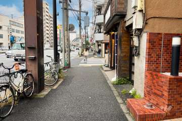 敷地南西側の前面道路