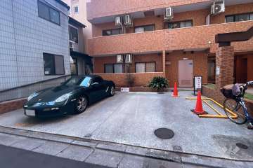 敷地内駐車場（屋外平面式）