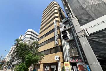 ライオンズマンション上野松が谷の外観（南東側から）