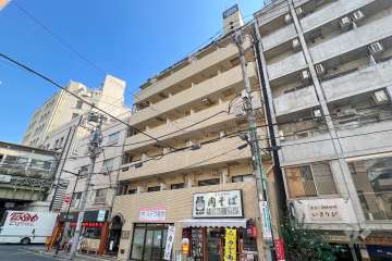 ライオンズマンション浅草駅前の外観（北側から）