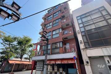 ライオンズマンション雷門の外観（西側から）