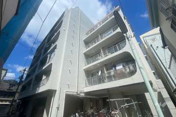 上野スカイハイツの外観（南東側から）