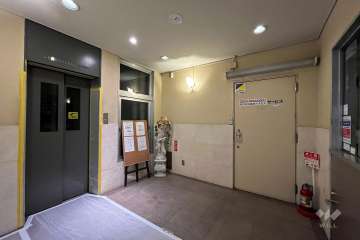 エントランスホール