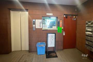 エントランスホール　