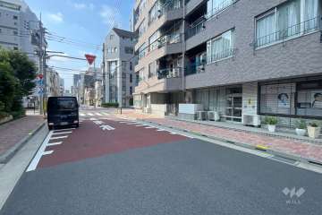 敷地東側の前面道路　