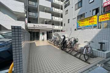 エントランスアプローチ