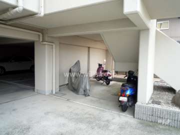 バイク置場
