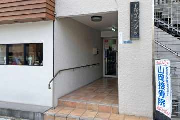 エントランスアプローチ　