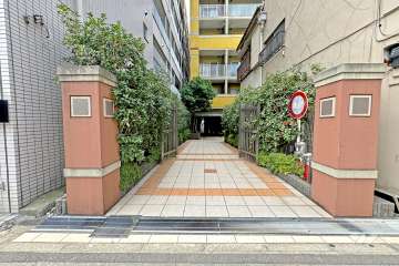 エントランスアプローチ