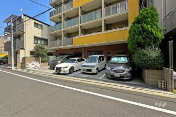 敷地内駐車場（屋外平面式）