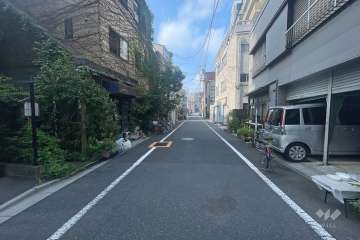 敷地北西側の前面道路　