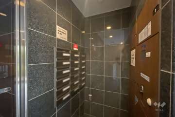 共用ポストと宅配ボックス