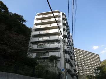 ライオンズマンション住吉台の外観（南東側から）