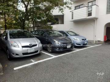 敷地内駐車場（屋外平面式）