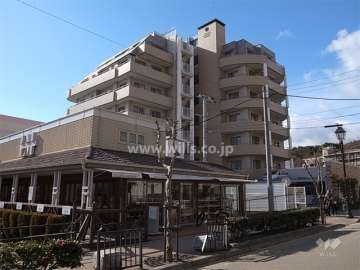ワコーレ宝塚小林の外観（北東側から）
