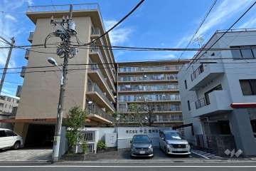 上野ハイツの外観（西側から）