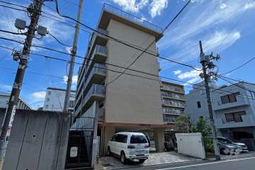 上野ハイツの外観（北西側から）