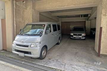 敷地内駐車場（屋内平面式）