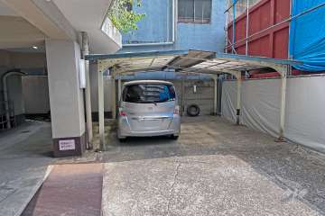 敷地内駐車場（屋外平面式）